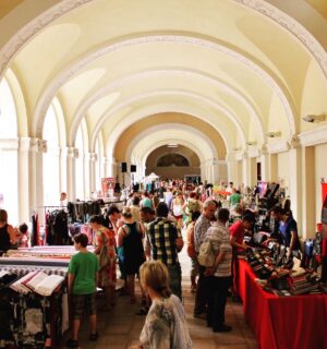 1B32A6F6-CDDC-430C-B389-9906E6A66343